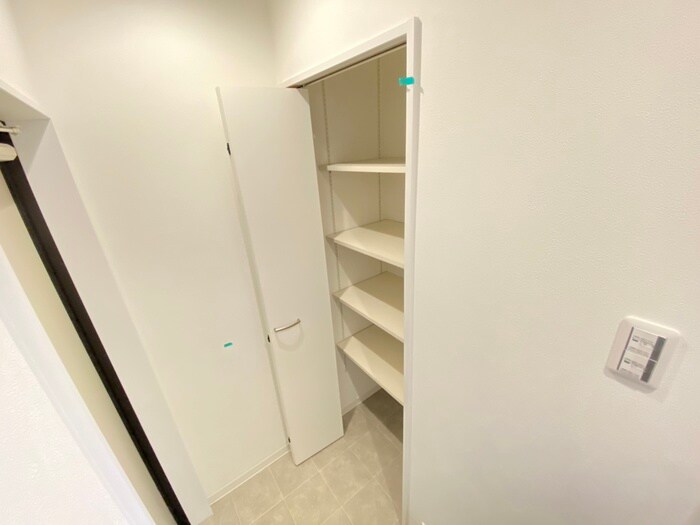 ＲＥＶＩＴＡ京都西京極の物件内観写真