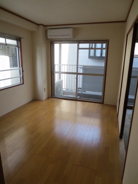 ラ・ミレ－ネの物件内観写真