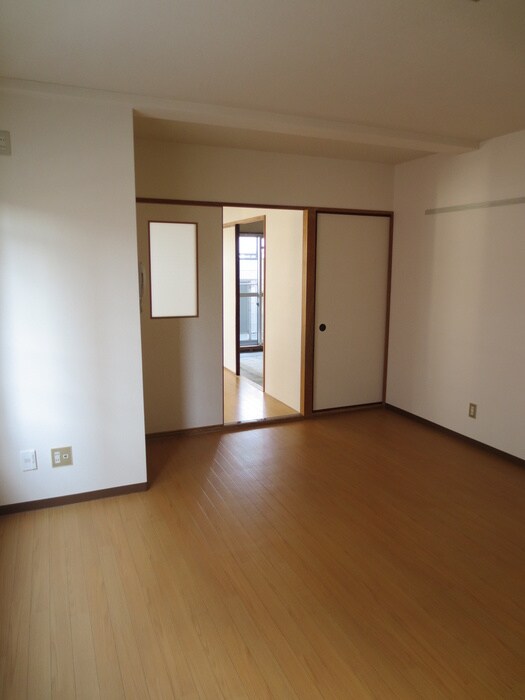 ラ・ミレ－ネの物件内観写真