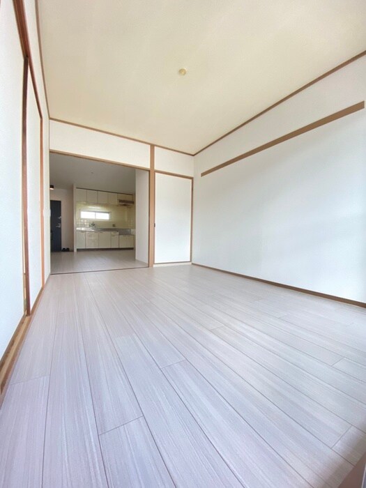 ラ・ミレ－ネの物件内観写真