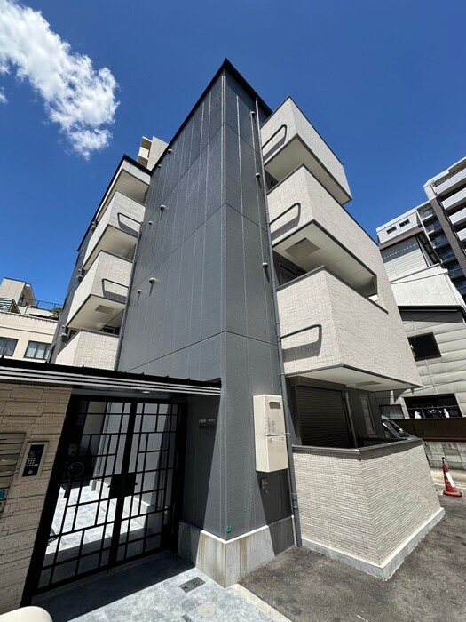 ウィズナスコート玉造の物件外観写真