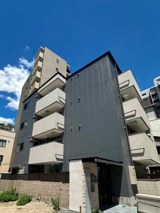 ウィズナスコート玉造の物件外観写真