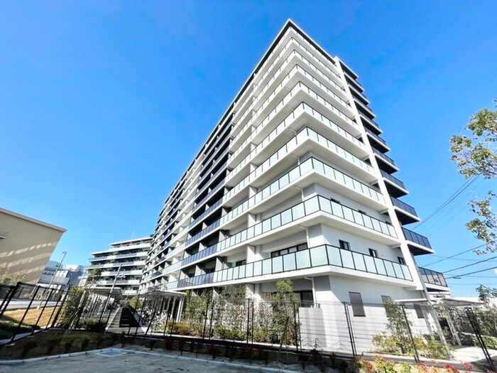 パークホームズLaLa門真(302)の物件外観写真