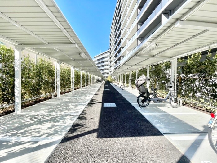 パークホームズLaLa門真(302)の物件外観写真