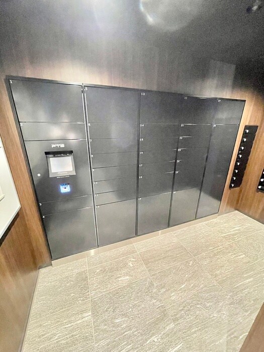 パークホームズLaLa門真(302)の物件外観写真