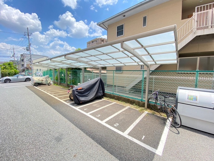 グランレブリー太秦天神川の物件外観写真