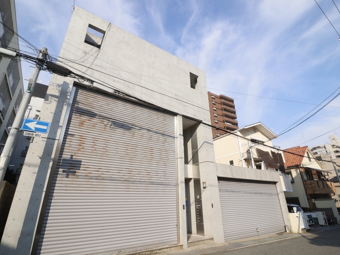 家根源ビルの物件外観写真