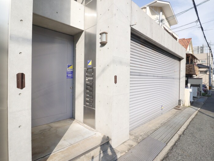 家根源ビルの物件外観写真