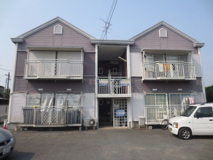 谷川ハイツの物件外観写真