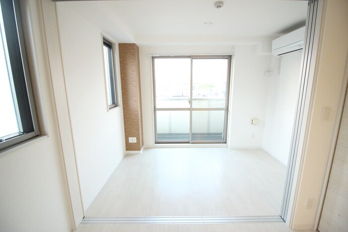 プレシャス中宮の物件内観写真