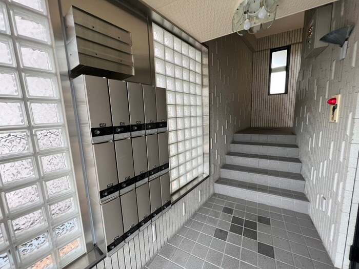 ロジュマン六甲の物件外観写真