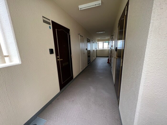 ロジュマン六甲の物件外観写真