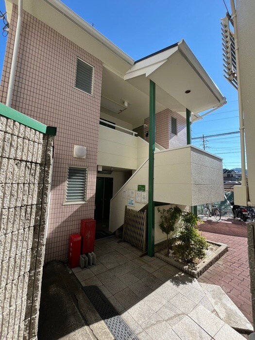 サンリ－ベプラザの物件外観写真