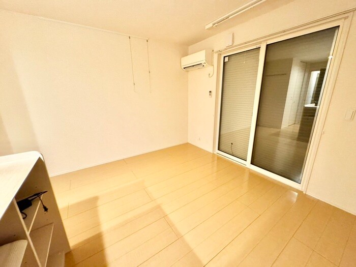 メゾンジュネスの物件内観写真