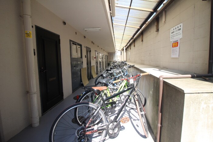 レジデンスひいらぎの物件外観写真