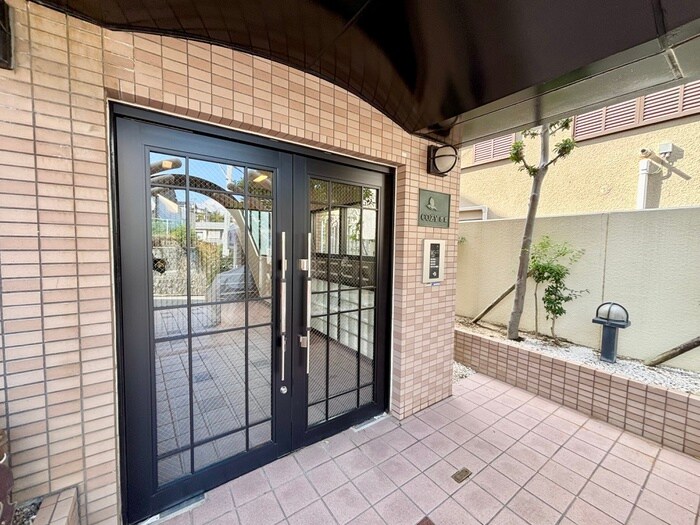 ＣＯＺＹ西宮の物件外観写真