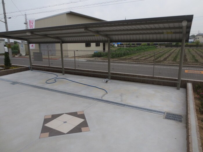 イルミナールの物件外観写真