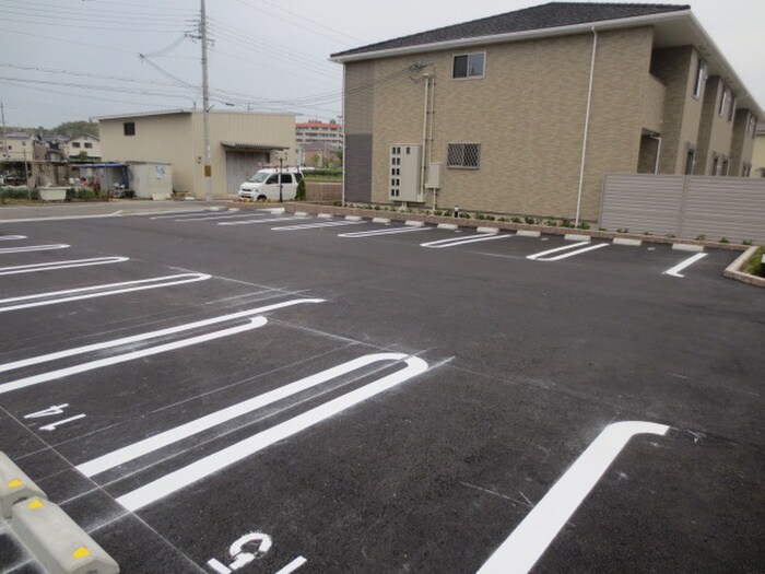 イルミナールの物件外観写真