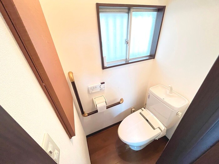 平池町一戸建の物件内観写真