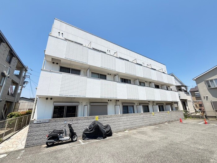 ウィン北花田の物件外観写真