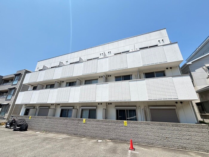 ウィン北花田の物件外観写真