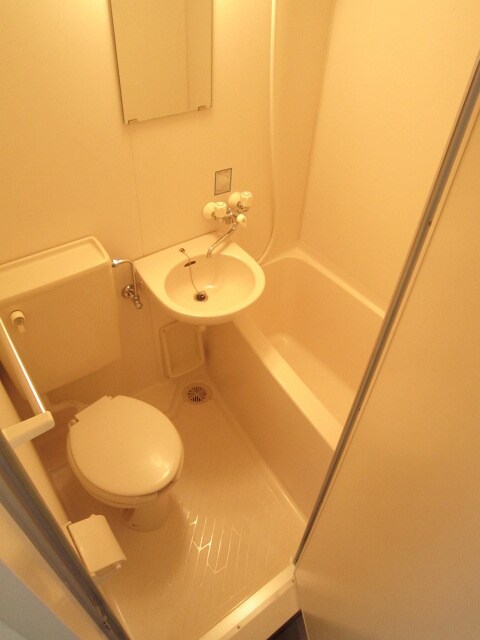 GARNET RESIDENCE下鴨の物件内観写真