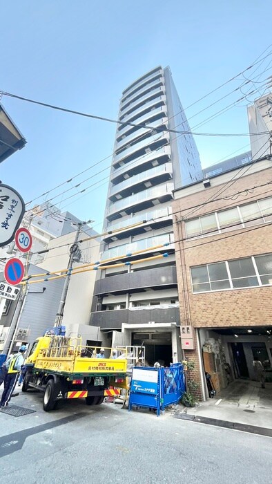 コンフォリア・リヴ大阪本町の物件外観写真