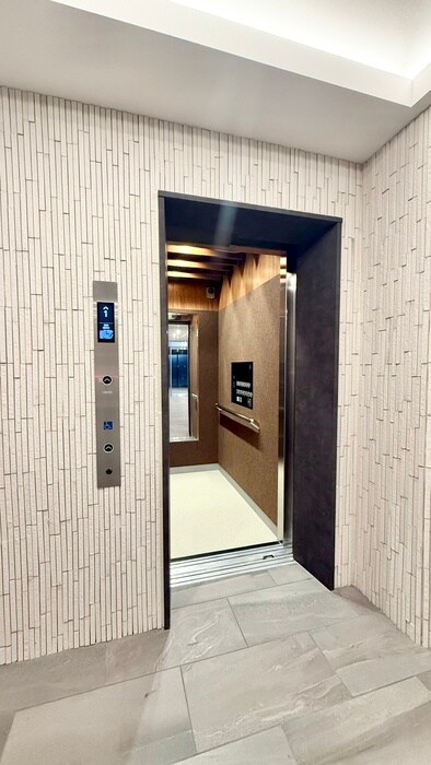 コンフォリア・リヴ大阪本町の物件外観写真