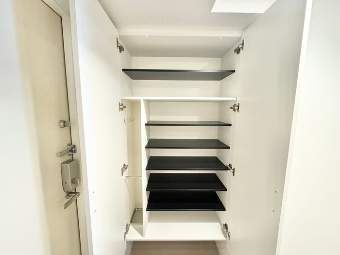 コンフォリア・リヴ大阪本町の物件内観写真