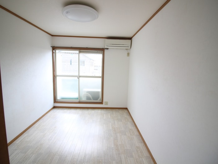 シャト-瑞穂の物件内観写真