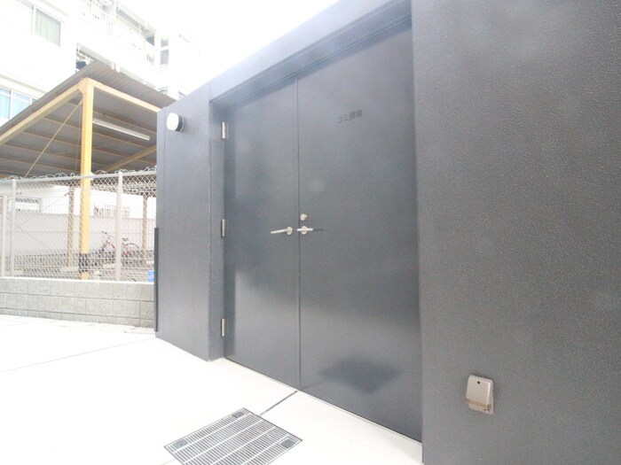 ララプレイス天王寺ルフレの物件外観写真