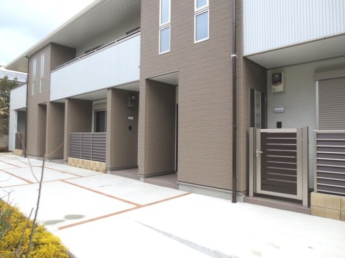 ヴィルシーナの物件外観写真