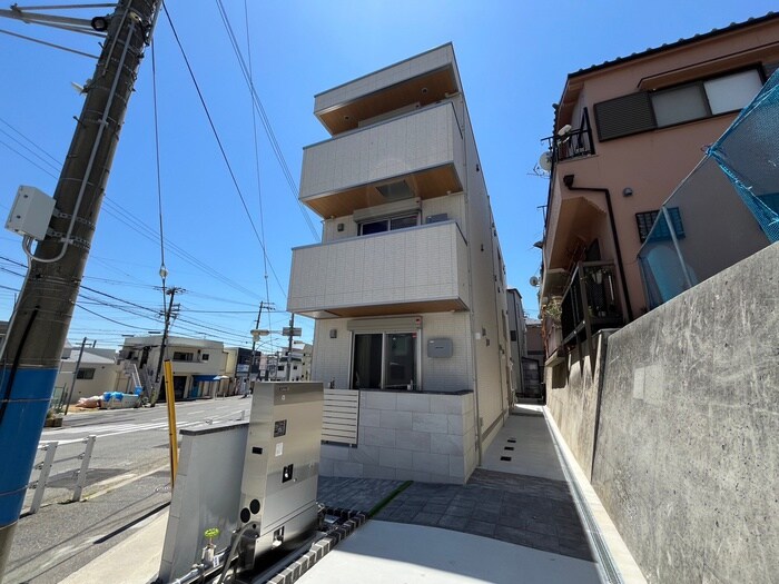 アンベリールの物件外観写真