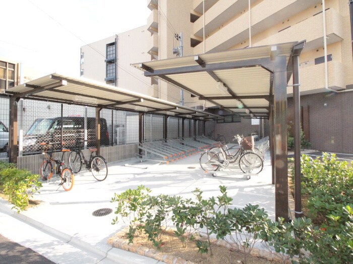 サンキャドマス近鉄長瀬駅前の物件外観写真