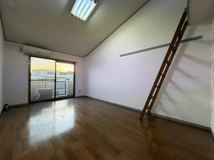 ＫＹマンション会下山の物件内観写真