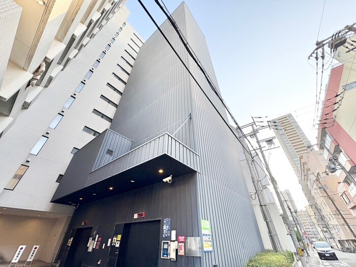 アーデンタワー南堀江の物件外観写真