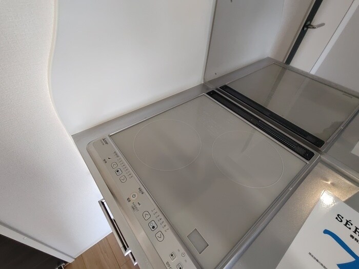 セレニテ江坂グランデの物件内観写真