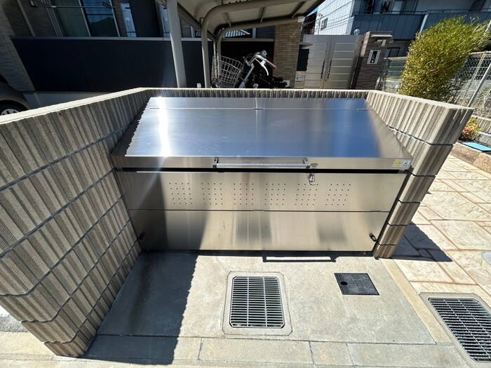 アルバ八尾の物件外観写真