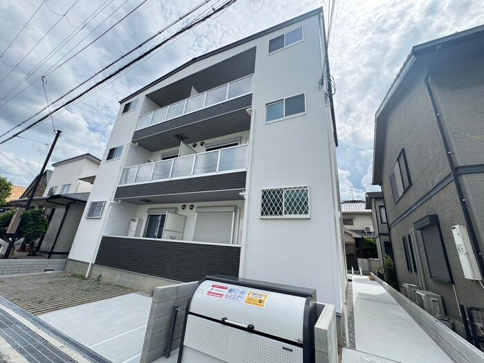 アバンティオ北花田の物件外観写真