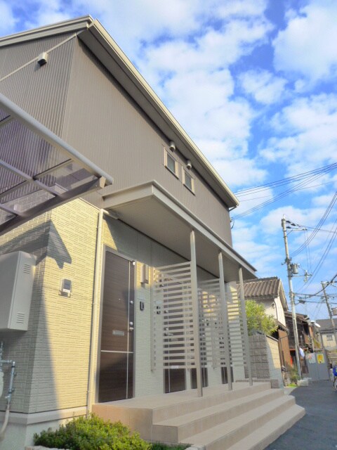 コーヴォベラフェスタの物件外観写真