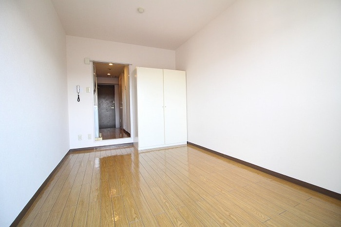 ハウゼ公園前の物件内観写真