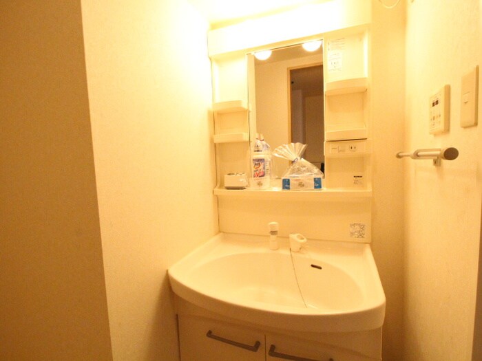 プラシアンＳ．江坂の物件内観写真