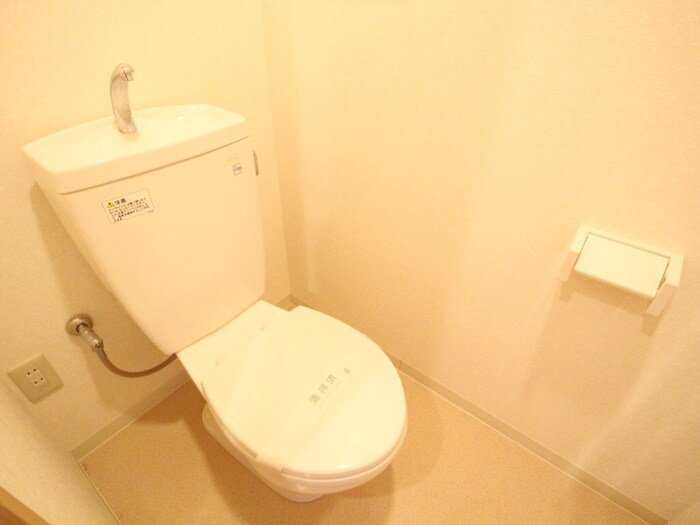 プラシアンＳ．江坂の物件内観写真