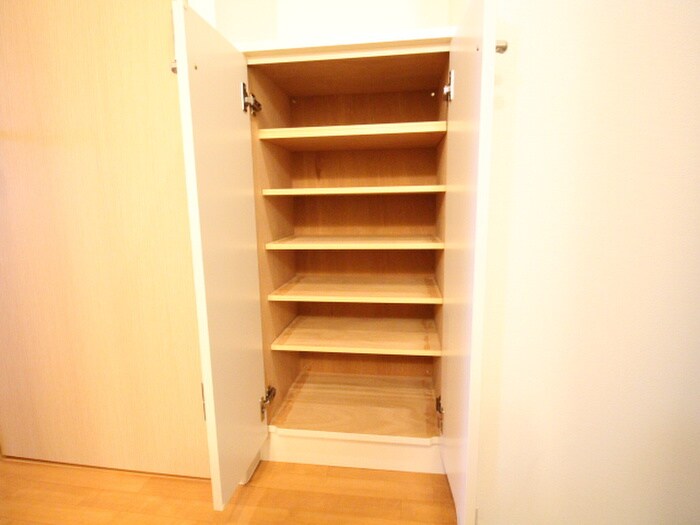 プラシアンＳ．江坂の物件内観写真