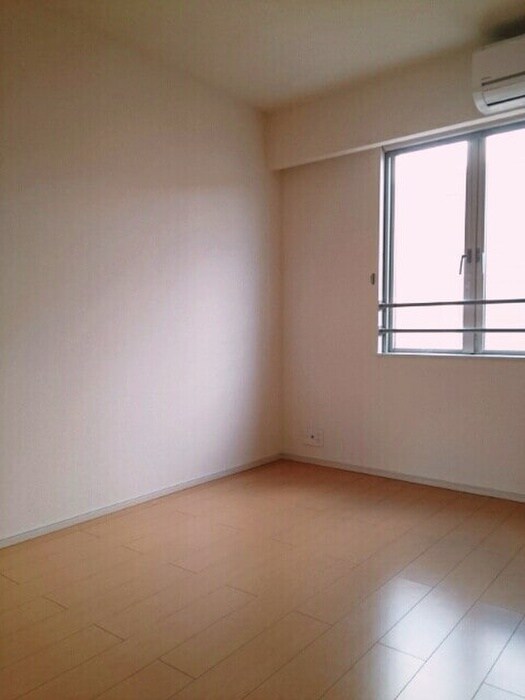 オーセンティックⅢの物件内観写真