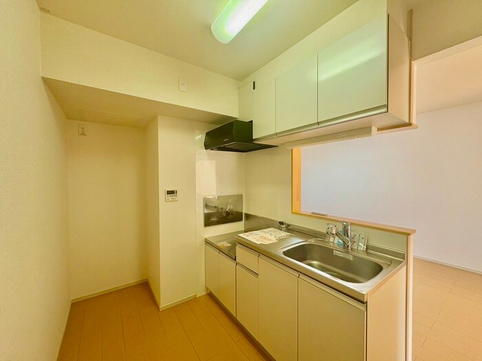 オーセンティックⅢの物件内観写真