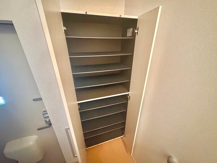 オーセンティックⅢの物件内観写真