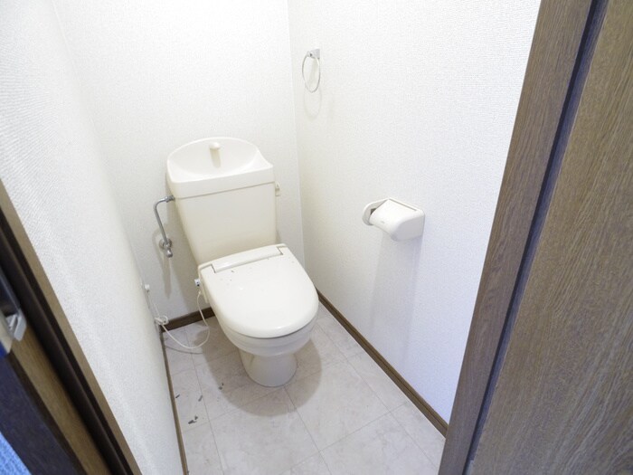 トラスト伏見の物件内観写真