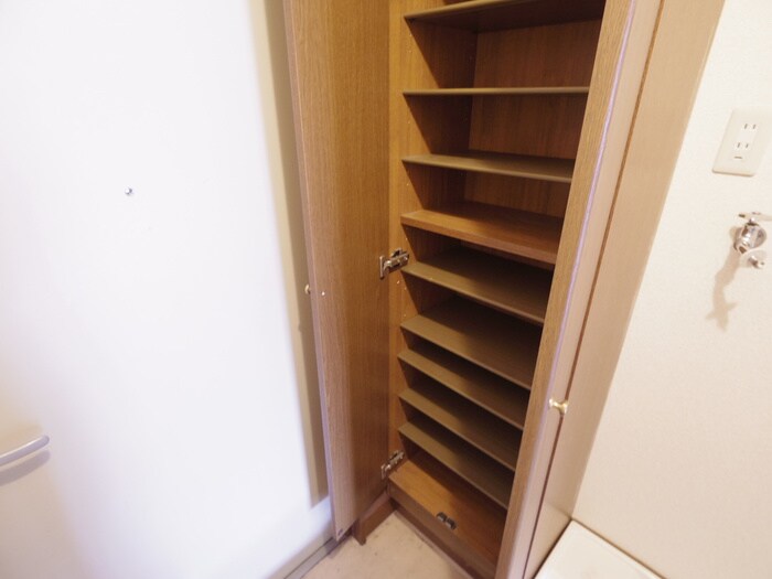 トラスト伏見の物件内観写真