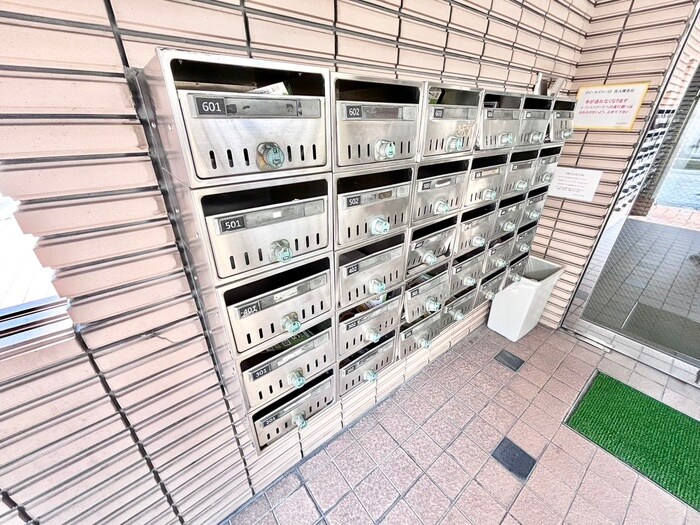 メゾンエイコ－寝屋川Ａ棟の物件外観写真